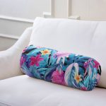 - RealHomes Özel Tasarımlı Dijital Baskılı İç Dolgulu Fermuarlı Silindir Yastık - Realhomes Mavi Zeminde Rengarenk Çiçekler Modern İç Dolgulu Fermuarlı Çok Amaçlı Silindir Yastık Kırlent Realhomes