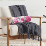 Pembe Güller Dijital Baskılı Modern İç Dolgulu - Fermuarlı Süet Silindir Daire Yastık Kırlent Realhomes