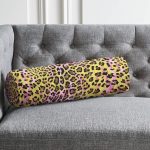 - RealHomes Özel Tasarımlı Dijital Baskılı İç Dolgulu Fermuarlı Silindir Yastık - Realhomes  Leopar Motifli Dijital Baskılı İç Dolgulu - Fermuarlı Süet Silindir Yuvarlak Yastık Kırlent Realhomes