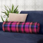 - RealHomes Özel Tasarımlı Dijital Baskılı İç Dolgulu Fermuarlı Silindir Yastık - Realhomes Ekose Desenli Özel Tasarım Dijital Baskılı Modern İç Dolgulu Süet Silindir Yastık Kırlent - Bel Yastığı Realhomes