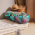 - RealHomes Özel Tasarımlı Dijital Baskılı İç Dolgulu Fermuarlı Silindir Yastık - Realhomes Realhomes Renkli Mozaik Motifli Dijital Baskılı Modern İç Dolgulu - Fermuarlı Süet Silindir Yuvarlak Yastık Kırlent Realhomes