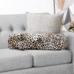 Realhomes Leopar Motifli Dijital Baskılı İç Dolgulu - Fermuarlı Süet Silindir Daire Yastık Kırlent Realhomes