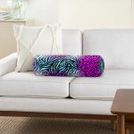 Renkli Leopar Desenli Dijital Baskılı Modern İç Dolgulu - Fermuarlı Süet Berjer Silindir Yastık Kırlent Realhomes