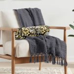 - RealHomes Özel Tasarımlı Dijital Baskılı İç Dolgulu Fermuarlı Silindir Yastık - Realhomes Altın Ve Çiçekli Özel Tasarım Dijital Baskılı Modern İç Dolgulu - Fermuarlı Süet Silindir Rulo Yastık Kırlent Realhomes