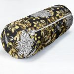 - RealHomes Özel Tasarımlı Dijital Baskılı İç Dolgulu Fermuarlı Silindir Yastık - Realhomes Altın Ve Çiçekli Özel Tasarım Dijital Baskılı Modern İç Dolgulu - Fermuarlı Süet Silindir Rulo Yastık Kırlent Realhomes