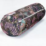 - RealHomes Özel Tasarımlı Dijital Baskılı İç Dolgulu Fermuarlı Silindir Yastık - Realhomes Karmaşık Çiçek Motifli Özel Tasarım Dijital Baskılı Modern İç Dolgulu Yumuşak Silindir Form Yastık Kırlent Realhomes