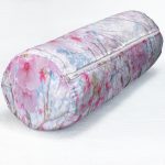 - RealHomes Özel Tasarımlı Dijital Baskılı İç Dolgulu Fermuarlı Silindir Yastık - Realhomes  Pembe Çiçek Motifli Özel Tasarım Dijital Baskılı Modern İç Dolgulu Süet Silindir Yastık Kırlent - Bel Yastığı Realhomes