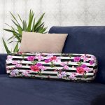 - RealHomes Özel Tasarımlı Dijital Baskılı İç Dolgulu Fermuarlı Silindir Yastık - Realhomes Çizgili Zeminde Çiçekler Özel Tasarım Dijital Baskılı Modern İç Dolgulu - Fermuarlı Süet Silindir Daire Yastık Kırlent Realhomes