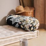 - RealHomes Özel Tasarımlı Dijital Baskılı İç Dolgulu Fermuarlı Silindir Yastık - Realhomes Kazayağı Zeminde Özel Tasarım Dijital Baskılı Modern İç Dolgulu - Fermuarlı Süet Silindir Rulo Yastık Kırlent Realhomes