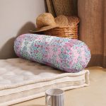 - RealHomes Özel Tasarımlı Dijital Baskılı İç Dolgulu Fermuarlı Silindir Yastık - Realhomes Çiçek Demeti Motifli Dijital Baskılı Özel Tasarım Modern İç Dolgulu Fermuarlı Çok Amaçlı Silindir Yastık Kırlent Realhomes