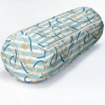 - RealHomes Özel Tasarımlı Dijital Baskılı İç Dolgulu Fermuarlı Silindir Yastık - Realhomes  Çapa Ve Kemer Motifli Özel Tasarım Dijital Baskılı Modern İç Dolgulu - Fermuarlı Süet Berjer Silindir Yastık Kırlent Realhomes