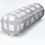 - RealHomes Özel Tasarımlı Dijital Baskılı İç Dolgulu Fermuarlı Silindir Yastık - Realhomes Gri Zeminde Geometrik Kare Motifli Dekoratif İç Dolgulu - Fermuarlı Süet Silindir Rulo Yastık Kırlent Realhomes