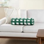 - RealHomes Özel Tasarımlı Dijital Baskılı İç Dolgulu Fermuarlı Silindir Yastık - Realhomes  Koyu Yeşil Geometrik Kare Motifli Dekoratif İç Dolgulu Fermuarlı Çok Amaçlı Silindir Yastık Kırlent Realhomes