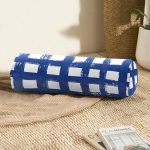 - RealHomes Özel Tasarımlı Dijital Baskılı İç Dolgulu Fermuarlı Silindir Yastık - Realhomes  Koyu Yeşil Geometrik Kare Motifli Dekoratif İç Dolgulu Fermuarlı Çok Amaçlı Silindir Yastık Kırlent Realhomes