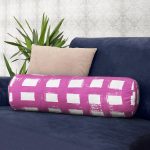 Lacivert Zeminde Geometrik Kare Motifli Dekoratif İç Dolgulu - Fermuarlı Süet Silindir Daire Yastık Kırlent Realhomes