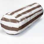 - RealHomes Özel Tasarımlı Dijital Baskılı İç Dolgulu Fermuarlı Silindir Yastık - Realhomes  Kahve Çizgili Motifli Dekoratif Modern İç Dolgulu - Fermuarlı Süet Berjer Silindir Yastık Kırlent Realhomes