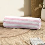 - RealHomes Özel Tasarımlı Dijital Baskılı İç Dolgulu Fermuarlı Silindir Yastık - Realhomes  Pembe Çizgili Motifli Dekoratif Modern İç Dolgulu Yumuşak Silindir Form Yastık Kırlent Realhomes