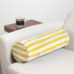 - RealHomes Özel Tasarımlı Dijital Baskılı İç Dolgulu Fermuarlı Silindir Yastık - Realhomes  Sarı Çizgili Motifli Dekoratif Modern İç Dolgulu - Fermuarlı Süet Silindir Yuvarlak Yastık Kırlent Realhomes