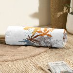 - RealHomes Özel Tasarımlı Dijital Baskılı İç Dolgulu Fermuarlı Silindir Yastık - Realhomes Beyaz Zeminde Mavi Ve Turuncu Yaprak Desenli İç Dolgulu Süet Silindir Yastık Kırlent - Bel Yastığı Realhomes