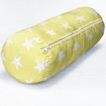 - RealHomes Özel Tasarımlı Dijital Baskılı İç Dolgulu Fermuarlı Silindir Yastık - Realhomes Modern Yıldız Desenli Dijital Baskılı Dekoratif İç Dolgulu Yumuşak Silindir Form Yastık Kırlent Realhomes