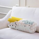 - RealHomes Özel Tasarımlı Dijital Baskılı İç Dolgulu Fermuarlı Silindir Yastık - Realhomes Kare Zeminde Yağlı Boya Çizimli Dekoratif İç Dolgulu Yumuşak Silindir Form Yastık Kırlent Realhomes