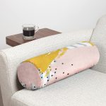 - RealHomes Özel Tasarımlı Dijital Baskılı İç Dolgulu Fermuarlı Silindir Yastık - Realhomes  Soyut Sulu Boya Çizim Desenli Modern İç Dolgulu Süet Silindir Yastık Kırlent - Bel Yastığı Realhomes