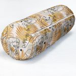 - RealHomes Özel Tasarımlı Dijital Baskılı İç Dolgulu Fermuarlı Silindir Yastık - Realhomes Tropik Gold Yapraklar Üzerinde Antik Yunan Tanrısı Desenli İç Dolgulu - Fermuarlı Süet Berjer Silindir Yastık Kırlent Realhomes