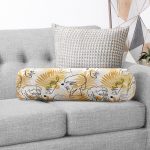 - RealHomes Özel Tasarımlı Dijital Baskılı İç Dolgulu Fermuarlı Silindir Yastık - Realhomes Tropik Gold Yapraklar Üzerinde Antik Yunan Tanrısı Desenli İç Dolgulu - Fermuarlı Süet Berjer Silindir Yastık Kırlent Realhomes