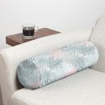 - RealHomes Özel Tasarımlı Dijital Baskılı İç Dolgulu Fermuarlı Silindir Yastık - Realhomes  Mavi Yapraklar Üzerinde Nokta Tasarımlı İç Dolgulu - Fermuarlı Süet Silindir Daire Yastık Kırlent Realhomes