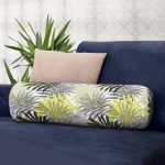 - RealHomes Özel Tasarımlı Dijital Baskılı İç Dolgulu Fermuarlı Silindir Yastık - Realhomes Sarı Yapraklar Üzerinde Nokta Tasarımlı İç Dolgulu - Fermuarlı Süet Silindir Rulo Yastık Kırlent Realhomes
