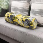 Sarı Zemin Üzerinde Beyaz Ve Gri Yaprak Motifli İç Dolgulu - Fermuarlı Süet Silindir Yuvarlak Yastık Kırlent Realhomes