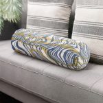 - RealHomes Özel Tasarımlı Dijital Baskılı İç Dolgulu Fermuarlı Silindir Yastık - Realhomes Kahverengi Ve Lacivert Renkte Dalgalı Desen Dijital Baskılı İç Dolgulu Yumuşak Silindir Form Yastık Kırlent Realhomes