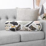 - RealHomes Özel Tasarımlı Dijital Baskılı İç Dolgulu Fermuarlı Silindir Yastık - Realhomes  Geometrik Mermer Desenli Özel Tasarım Dijital Baskılı İç Dolgulu Yumuşak Silindir Form Yastık Kırlent Realhomes