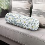 - RealHomes Özel Tasarımlı Dijital Baskılı İç Dolgulu Fermuarlı Silindir Yastık - Realhomes Açık Mavi Renkli Papatya Özel Tasarımlı Modern İç Dolgulu - Fermuarlı Süet Silindir Yuvarlak Yastık Kırlent Realhomes