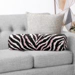 - RealHomes Özel Tasarımlı Dijital Baskılı İç Dolgulu Fermuarlı Silindir Yastık - Realhomes  Siyah Pembe Zebra Desenli Özel Tasarım İç Dolgulu Fermuarlı Çok Amaçlı Silindir Yastık Kırlent Realhomes