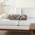 Soft Renkler Zebra Motifli Özel Tasarımlı İç Dolgulu - Fermuarlı Süet Silindir Daire Yastık Kırlent Realhomes