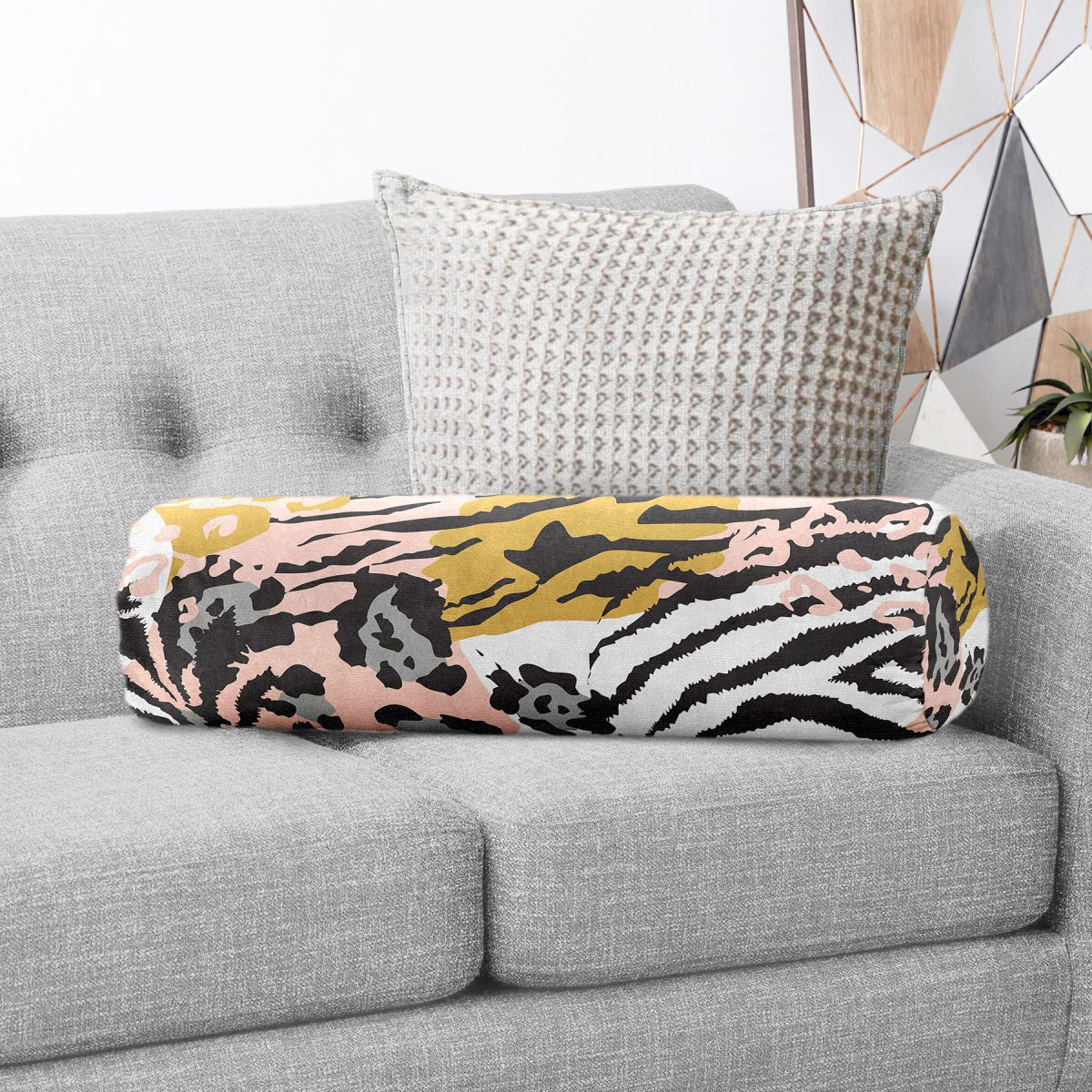 Soft Renkli Özel Tasarım Zebra Motifli İç Dolgulu Yumuşak Silindir Form Yastık Kırlent Realhomes