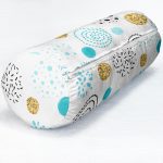 - RealHomes Özel Tasarımlı Dijital Baskılı İç Dolgulu Fermuarlı Silindir Yastık - Realhomes Beyaz Zeminde Mavi Gold Puanlı Dijital Baskılı Modern İç Dolgulu - Fermuarlı Süet Silindir Yuvarlak Yastık Kırlent Realhomes