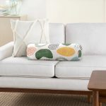 - RealHomes Özel Tasarımlı Dijital Baskılı İç Dolgulu Fermuarlı Silindir Yastık - Realhomes Ekru Zeminde Geometrik Zeminler Dijital Baskılı Modern İç Dolgulu Süet Silindir Yastık Kırlent - Bel Yastığı Realhomes