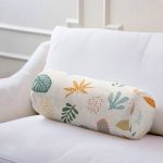 - RealHomes Özel Tasarımlı Dijital Baskılı İç Dolgulu Fermuarlı Silindir Yastık - Realhomes Ekru Zeminli Yaprak Motifler Dijital Baskılı Modern İç Dolgulu - Fermuarlı Süet Silindir Yuvarlak Yastık Kırlent Realhomes