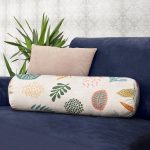 - RealHomes Özel Tasarımlı Dijital Baskılı İç Dolgulu Fermuarlı Silindir Yastık - Realhomes Ekru Zeminli Yaprak Motifler Dijital Baskılı Modern İç Dolgulu - Fermuarlı Süet Silindir Yuvarlak Yastık Kırlent Realhomes