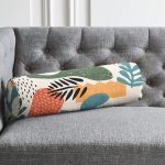 - RealHomes Özel Tasarımlı Dijital Baskılı İç Dolgulu Fermuarlı Silindir Yastık - Realhomes  Ekru Zeminde Sanatsal Motifler Dijital Baskılı Modern İç Dolgulu - Fermuarlı Süet Silindir Rulo Yastık Kırlent Realhomes