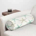 Vizon Zeminde Deniz Yıldızı Motifli Dijital Baskılı Modern İç Dolgulu - Fermuarlı Süet Silindir Rulo Yastık Kırlent Realhomes