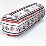 - RealHomes Özel Tasarımlı Dijital Baskılı İç Dolgulu Fermuarlı Silindir Yastık - Realhomes  Bordo Lacivert Renkli Çapa Dümen Temalı Dijital Baskılı Modern İç Dolgulu - Fermuarlı Süet Silindir Yuvarlak Yastık Kırlent Realhomes