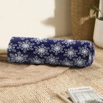 Lacivert Zeminli Beyaz Kar tanesi Desenli Dijital Baskılı Modern İç Dolgulu Süet Silindir Yastık Kırlent - Bel Yastığı Realhomes
