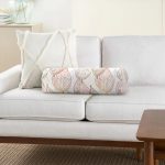 - RealHomes Özel Tasarımlı Dijital Baskılı İç Dolgulu Fermuarlı Silindir Yastık - Realhomes  Beyaz Zeminli Soft Renkli Yapraklı Dijital Baskılı Modern İç Dolgulu - Fermuarlı Süet Silindir Daire Yastık Kırlent Realhomes