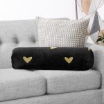 - RealHomes Özel Tasarımlı Dijital Baskılı İç Dolgulu Fermuarlı Silindir Yastık - Realhomes Siyah Zeminde Gold Puantiyeli Dijital Baskılı Modern İç Dolgulu Süet Silindir Yastık Kırlent - Bel Yastığı Realhomes