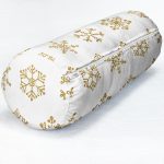 Beyaz Zeminde Gold Renkli Kar Tanesi Desenli Dijital Baskılı Modern İç Dolgulu - Fermuarlı Süet Silindir Rulo Yastık Kırlent Realhomes
