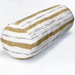 Beyaz Zeminde Gold Çizgili Dijital Baskılı Modern İç Dolgulu - Fermuarlı Süet Berjer Silindir Yastık Kırlent Realhomes