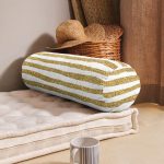 - RealHomes Özel Tasarımlı Dijital Baskılı İç Dolgulu Fermuarlı Silindir Yastık - Realhomes Beyaz Zeminde Gold Zikzak Desenli Dijital Baskılı Modern İç Dolgulu Yumuşak Silindir Form Yastık Kırlent Realhomes